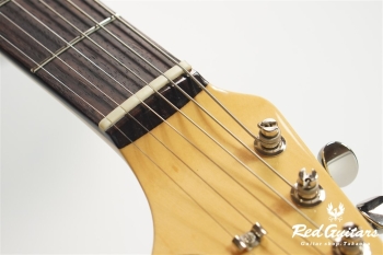 2023 COLLECTION MADE IN JAPAN HERITAGE 60S STRATOCASTER - Candy Apple Red 